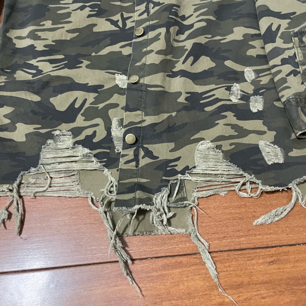 Distressed Camo jacket - Picture 4 of 5